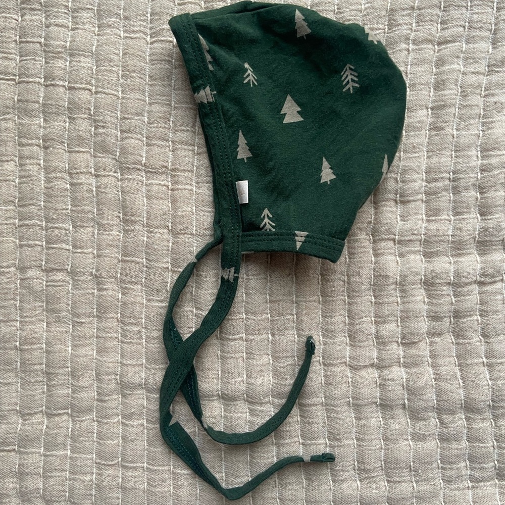 Jax and Lennon Infant Bonnet